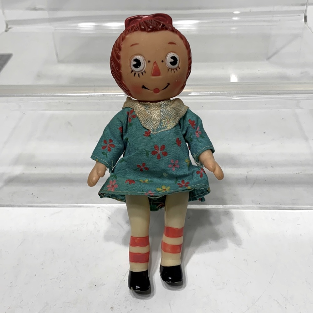 Vintage Raggedy Ann soft rubber doll 5 inch